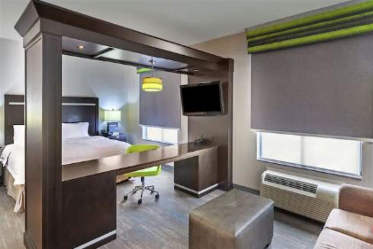 Hampton Inn & Suites Houston/League City Exterior foto
