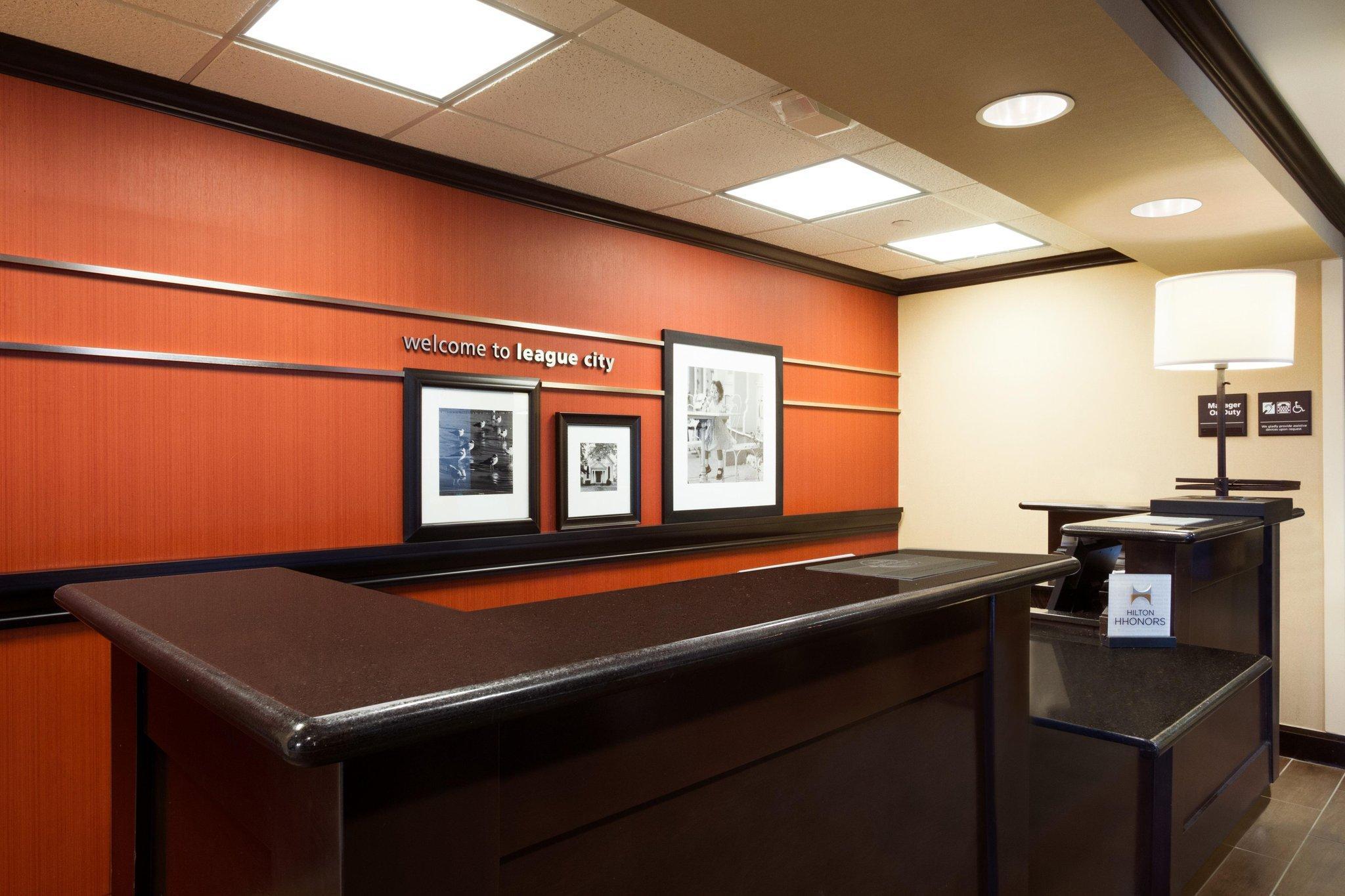 Hampton Inn & Suites Houston/League City Exterior foto