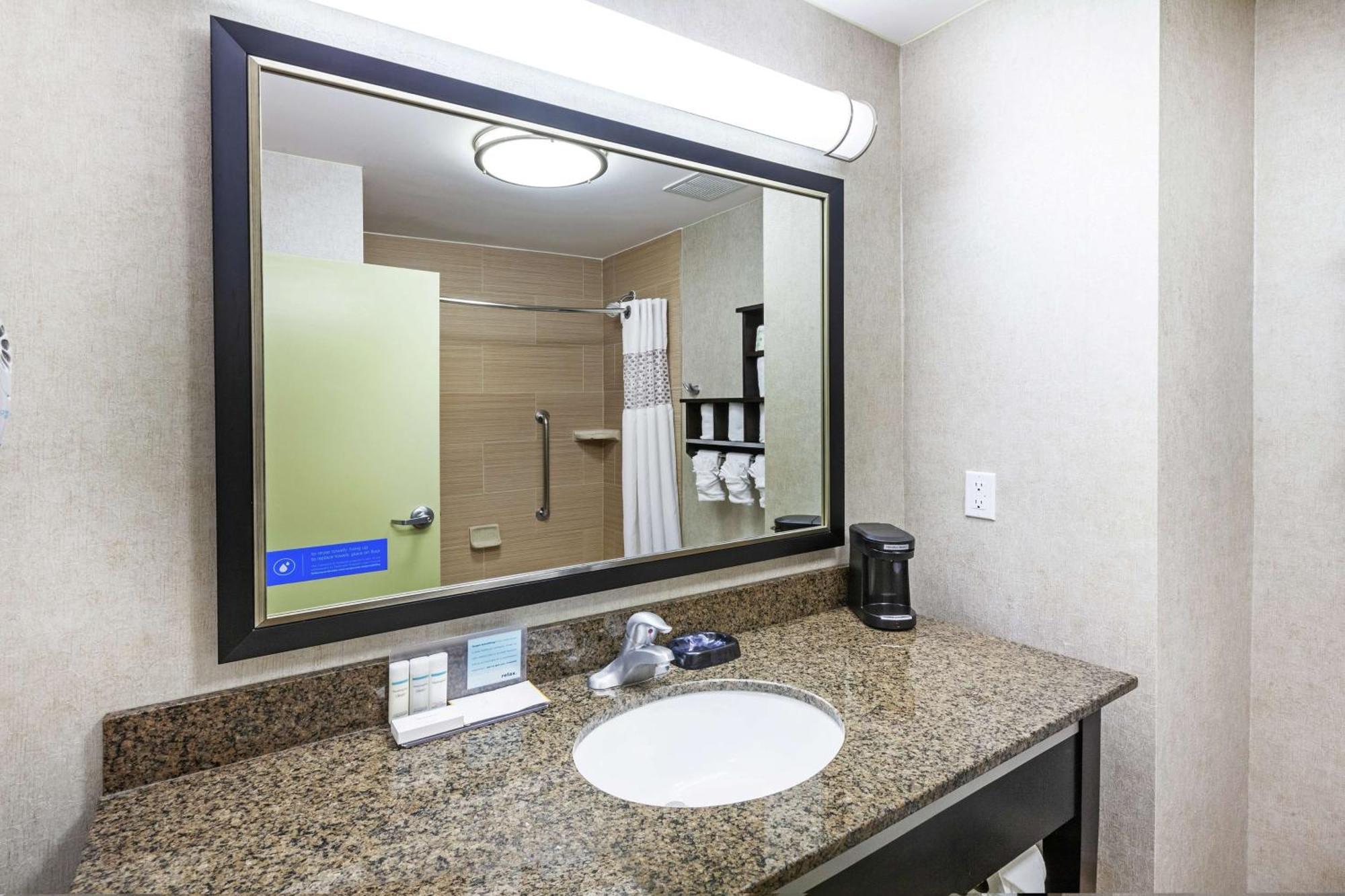 Hampton Inn & Suites Houston/League City Exterior foto