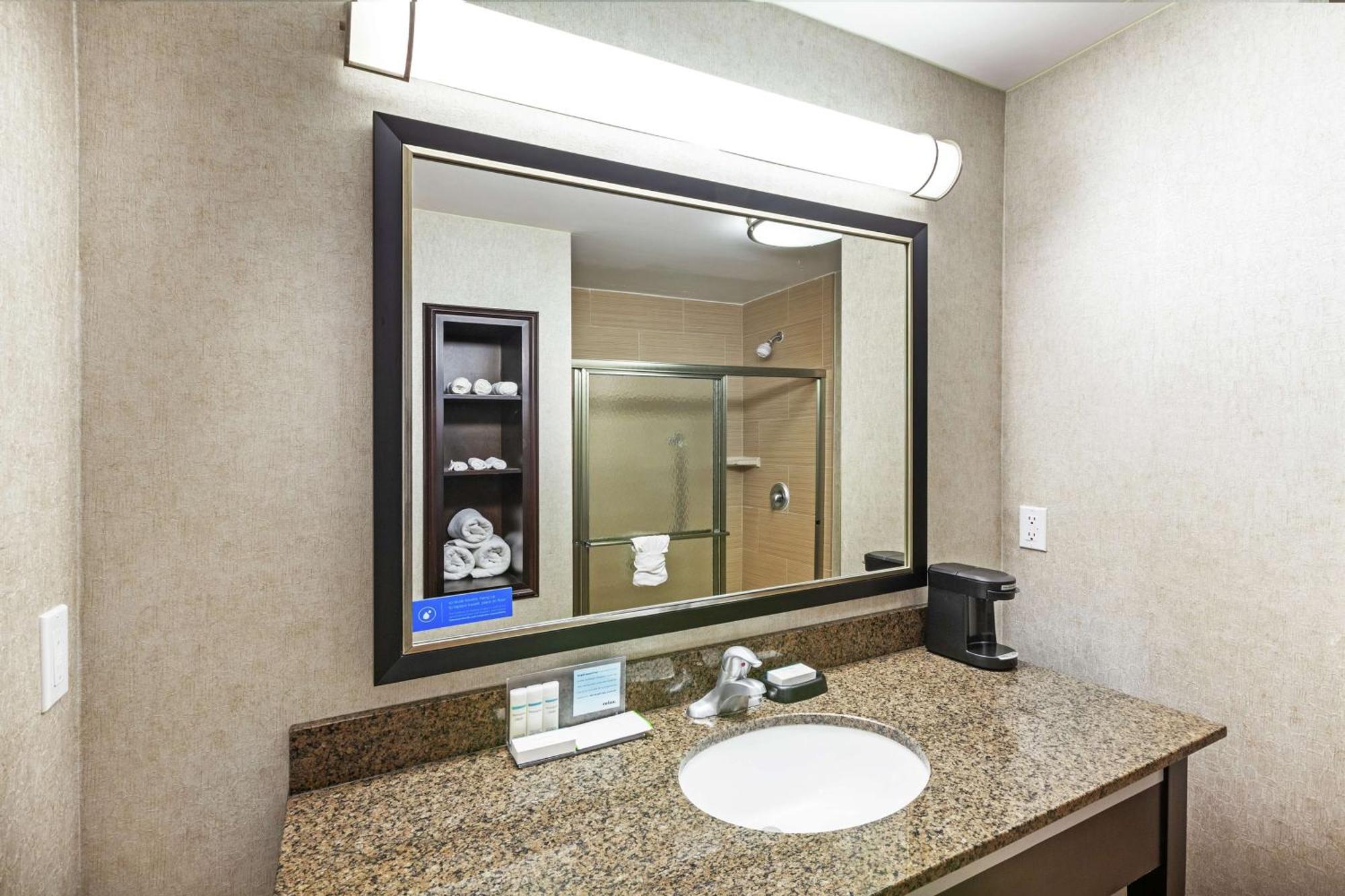 Hampton Inn & Suites Houston/League City Exterior foto
